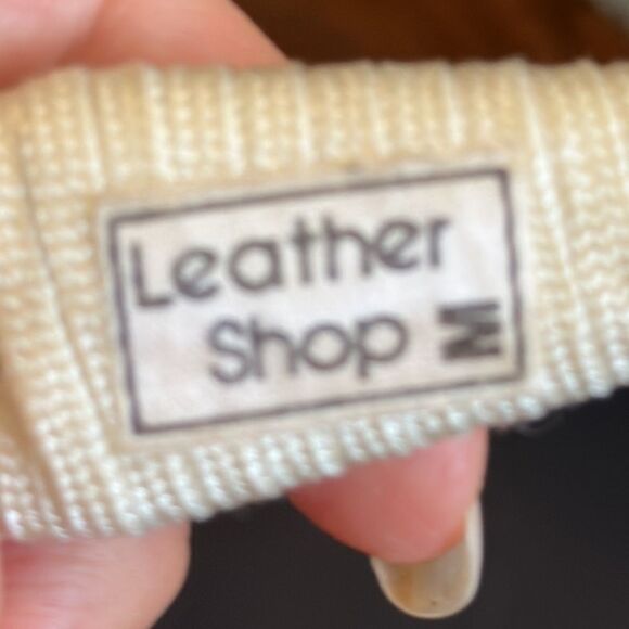 Vintage 80s‎ Leather Shop cream/ivory braided cord belt with seashells - Picture 7 of 7